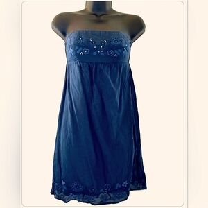 American Eagle Navy Strapless Lined Embroidered dress Size 4